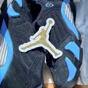 Jordan 14 Retro Kids GS - Black/University Blue

5Y or 6.5 Women’s